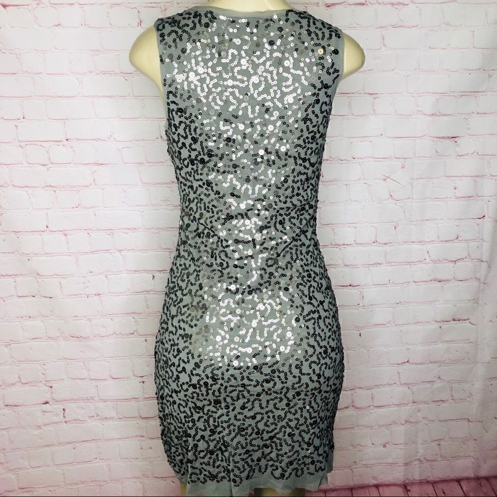 Max studio Grey sequin dress - Picture 2 of 7